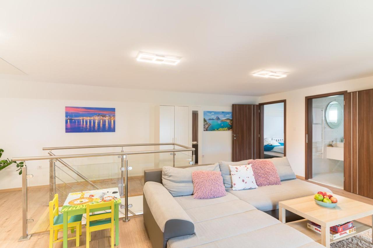 Eternity Apartmanhaz Keszthely Buitenkant foto