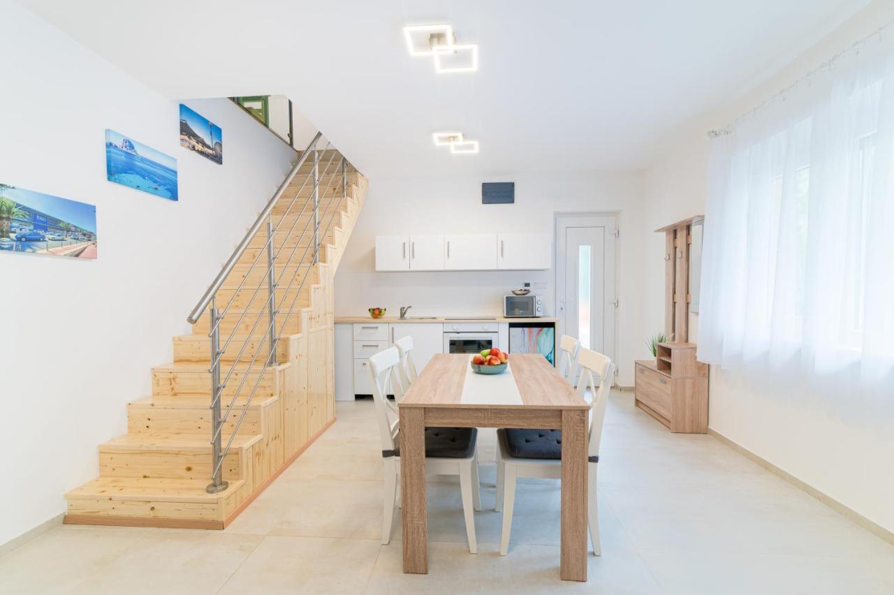 Eternity Apartmanhaz Keszthely Buitenkant foto