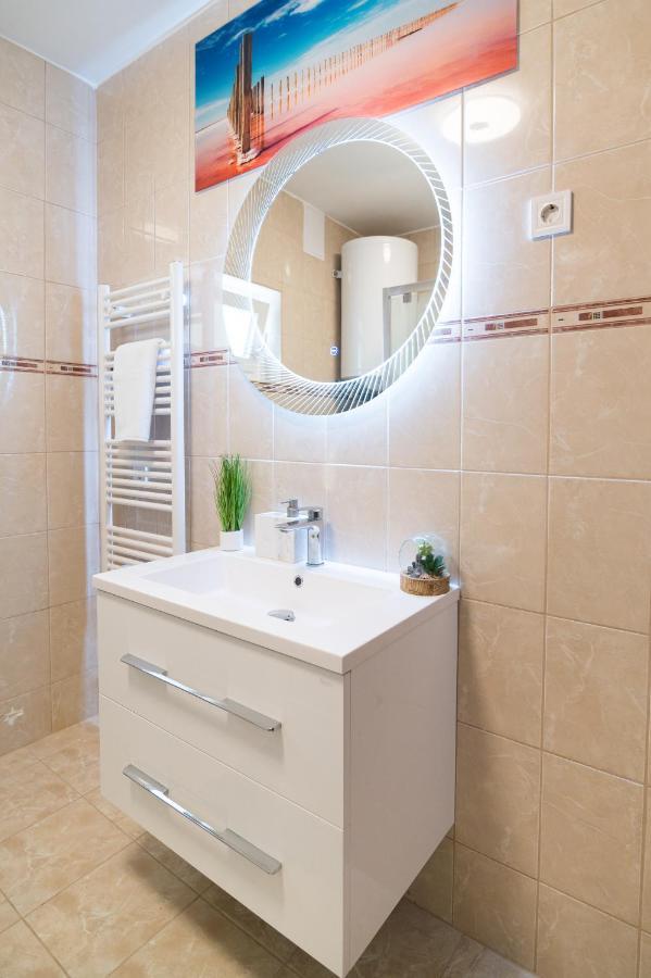 Eternity Apartmanhaz Keszthely Buitenkant foto